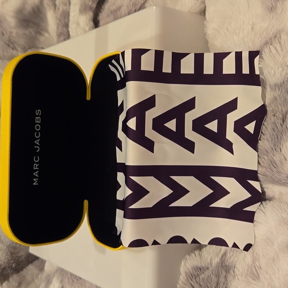 Marc Jacobs Black and Silver Sunglasses Brand New in Case - Picture 11 of 13